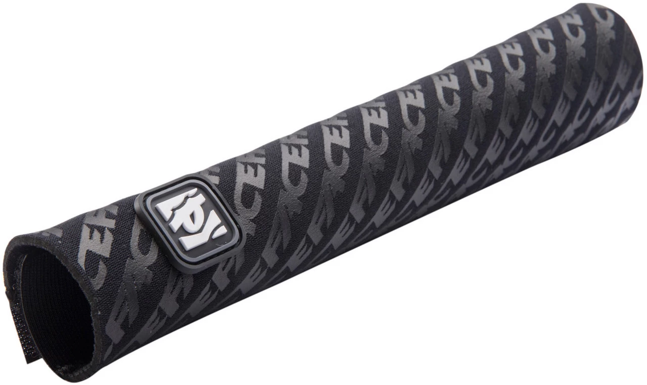 Race Face Protection Pour Les Bases Chain Stay Pad 3 Race Face Protection Pour Les Bases Chain Stay Pad