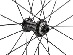 Shimano Set De Roues Carbone WH-R9270-C60-HR-TL Dura-Ace Disc Center Lock +Sac 12 Shimano Set De Roues Carbone WH-R9270-C60-HR-TL Dura-Ace Disc Center Lock +Sac -Accessoires De Vélo 468063