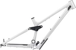 Kit De Cadre Yalla! 29"